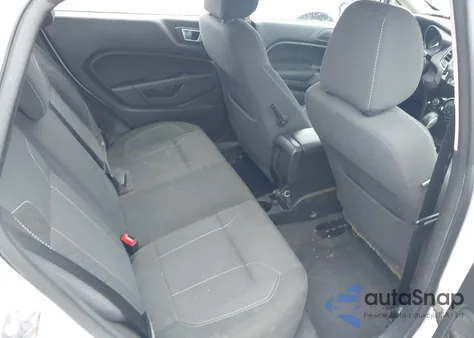 2015 Ford Fiesta Se z USA, uszkodzony, nr VIN 3FADP4EJ8FM166767